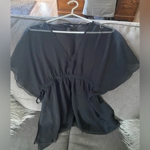 H & M BEACH COVERUP/TOP